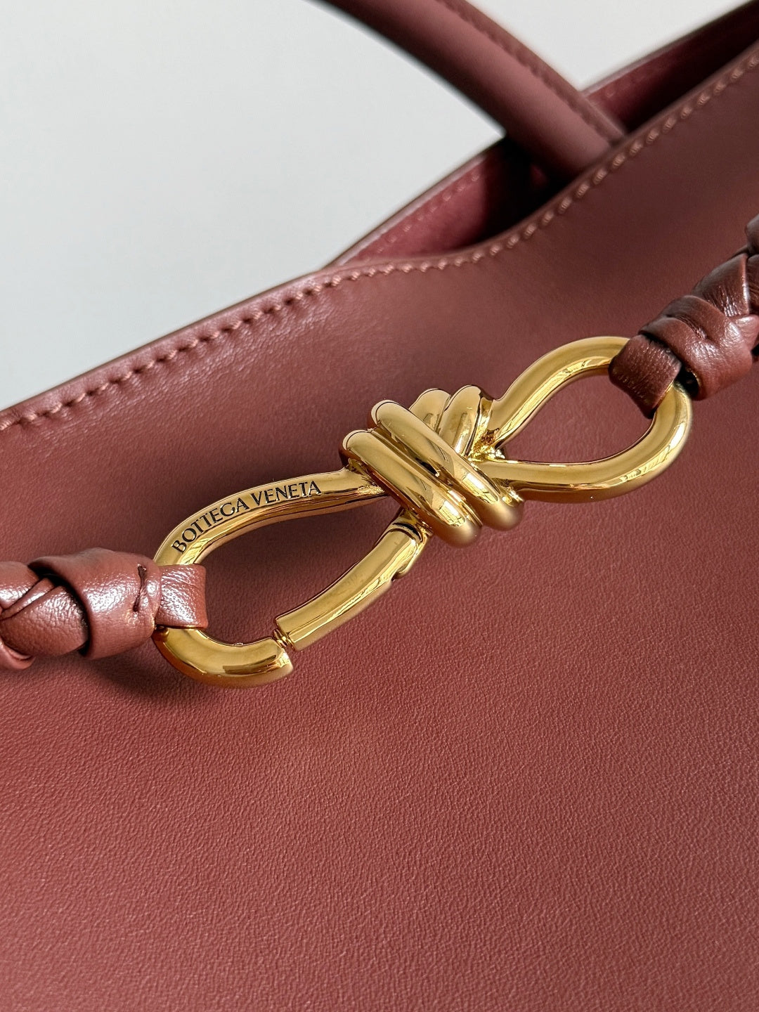 Bottega Veneta 806010 Red Hobo Bag - detail image 6