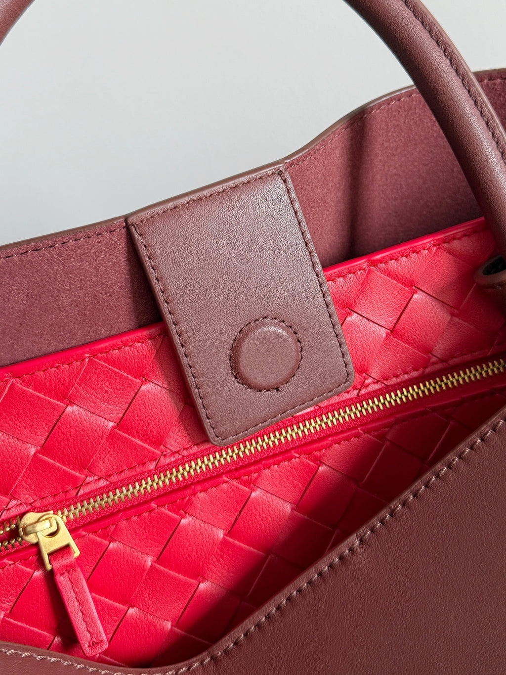 Bottega Veneta 806010 Red Hobo Bag - detail image 7