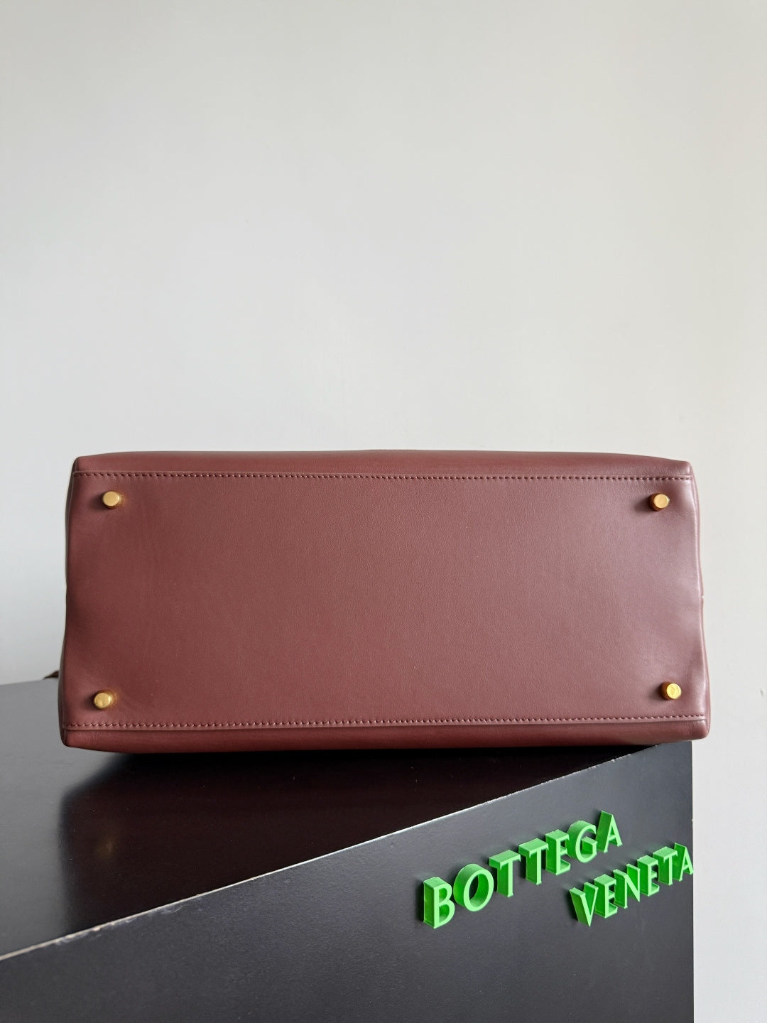 Bottega Veneta 806010 Red Hobo Bag - detail image 4