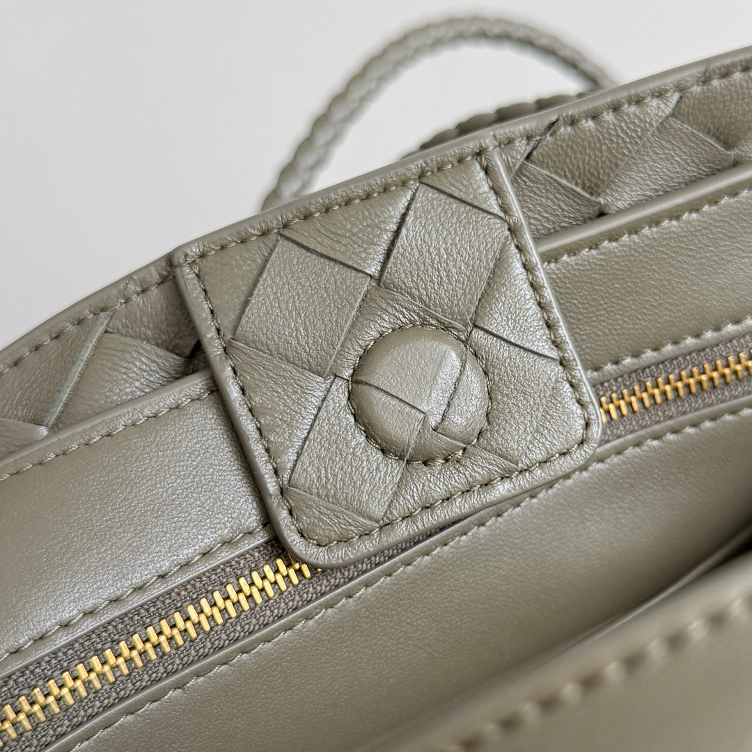 Bottega Veneta 743568 Silver Designer Handbag Edition 2 - detail image 7