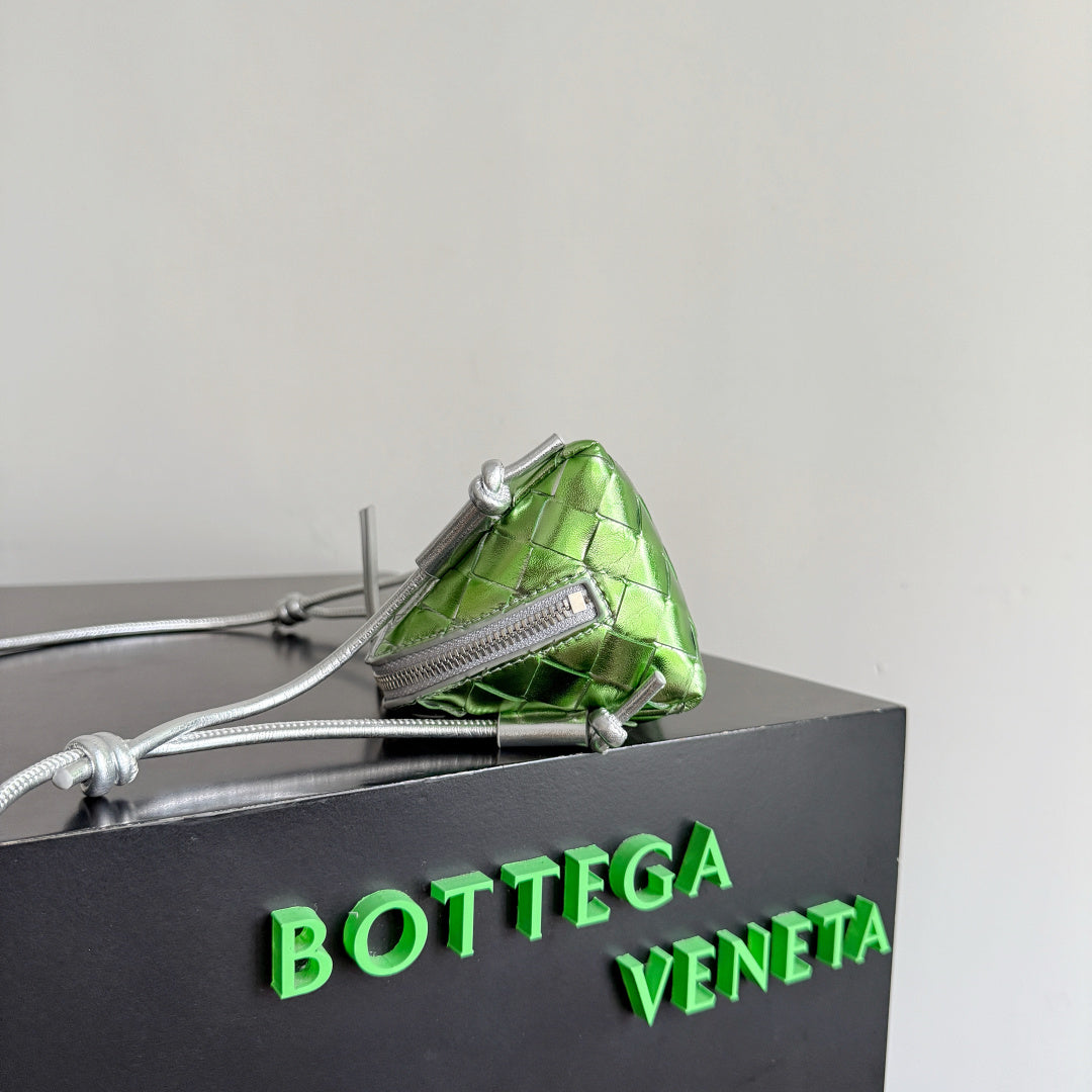 Bottega Veneta 794258 Green Pouch Bag - detail image 2