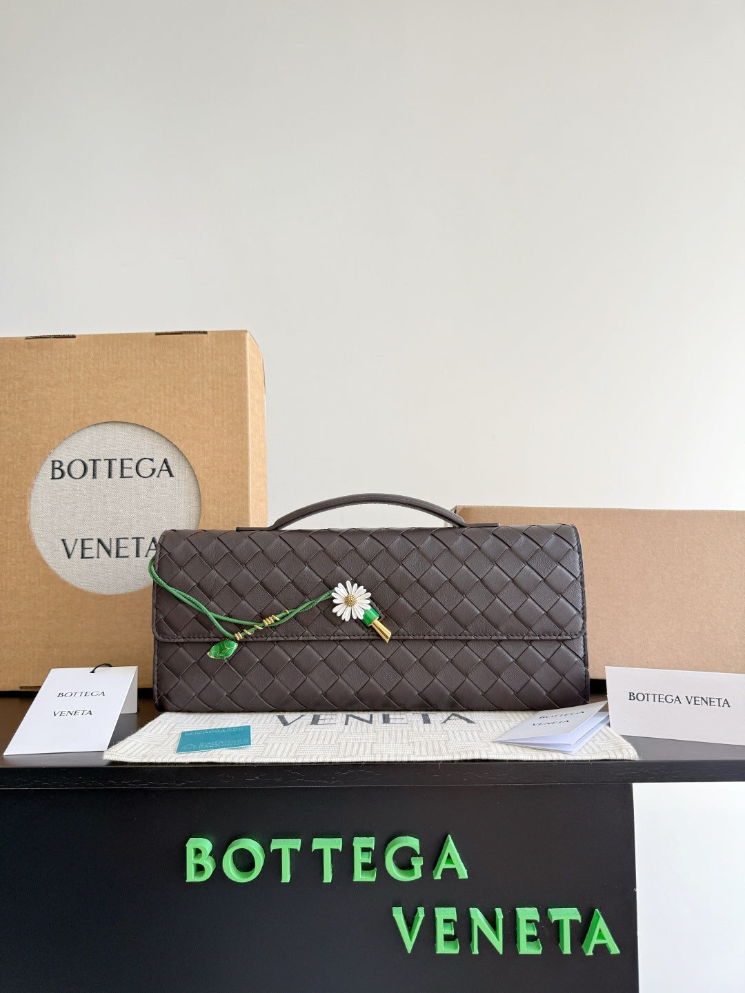Bottega Veneta Black Designer Handbag Edition 579