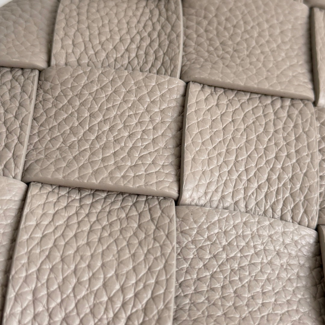 Bottega Veneta 837112 Silver Designer Handbag - detail image 6