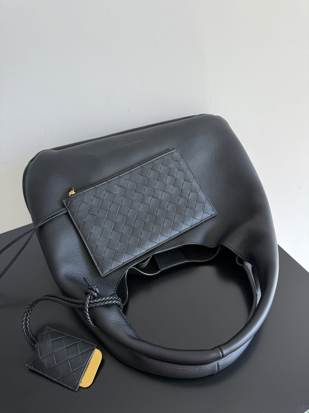 Bottega Veneta 844251 Black Designer Handbag - detail image 5