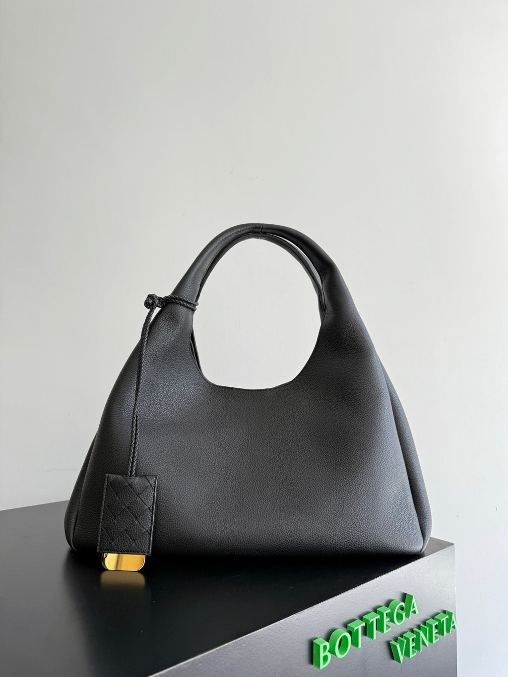 Bottega Veneta 844251 Black Designer Handbag