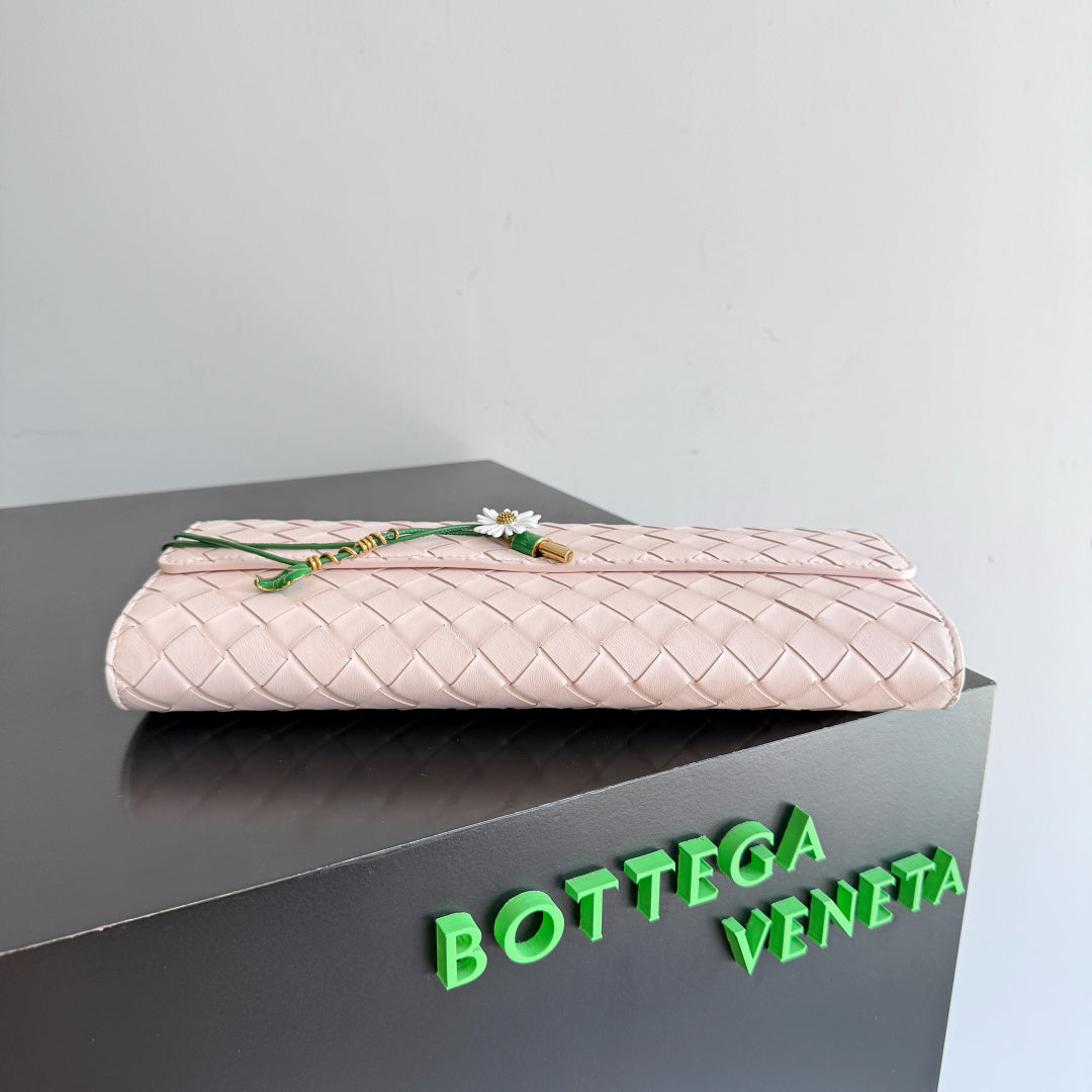 Bottega Veneta 836810 Silver Clutch Bag - detail image 5