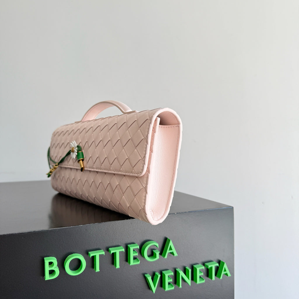 Bottega Veneta 836810 Silver Clutch Bag - detail image 2