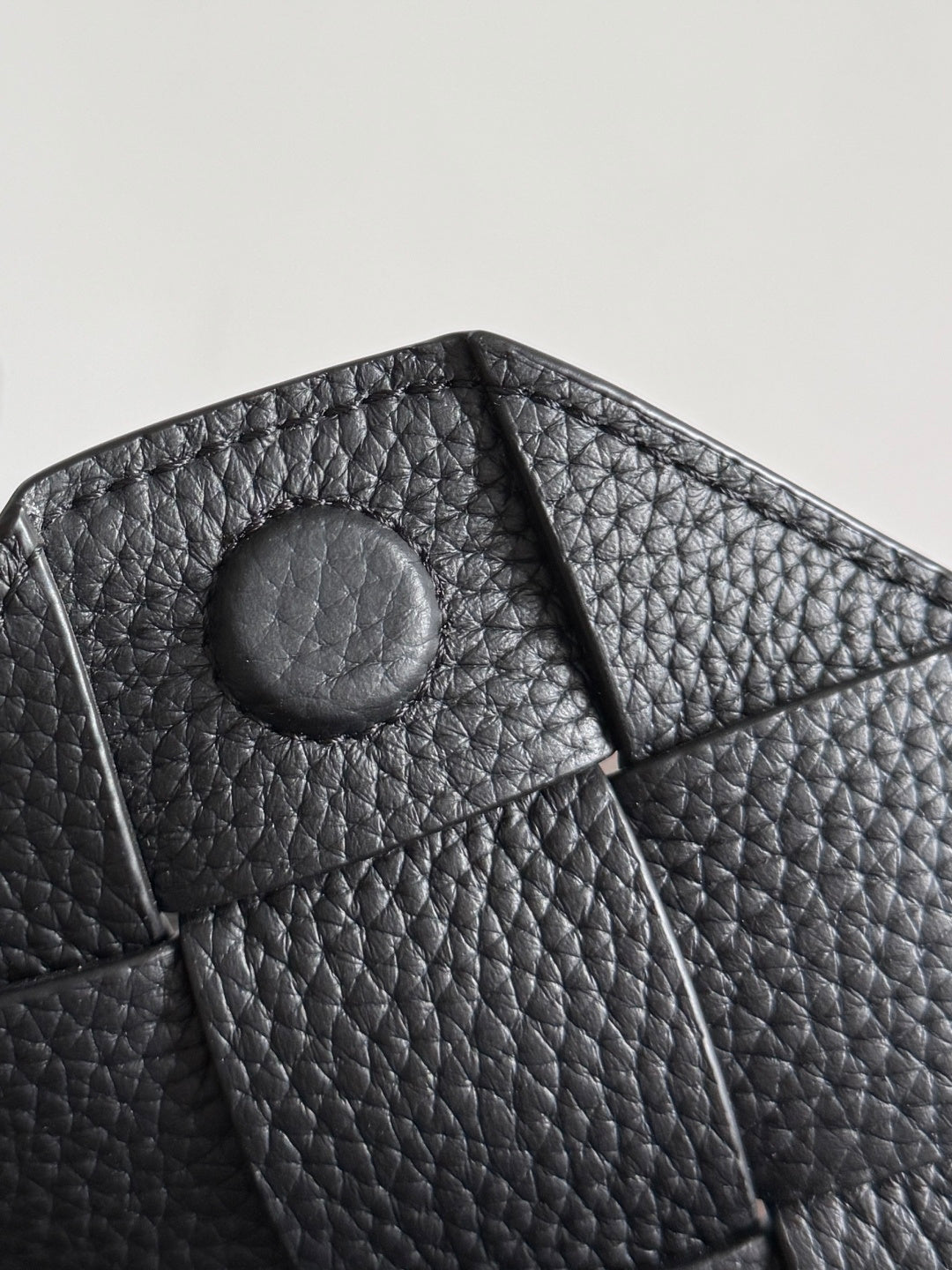 Bottega Veneta 815796 Black Designer Handbag Edition 2 - detail image 9
