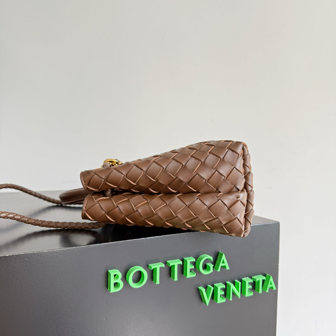 Bottega Veneta 743568 White Designer Handbag Edition 2 - detail image 3