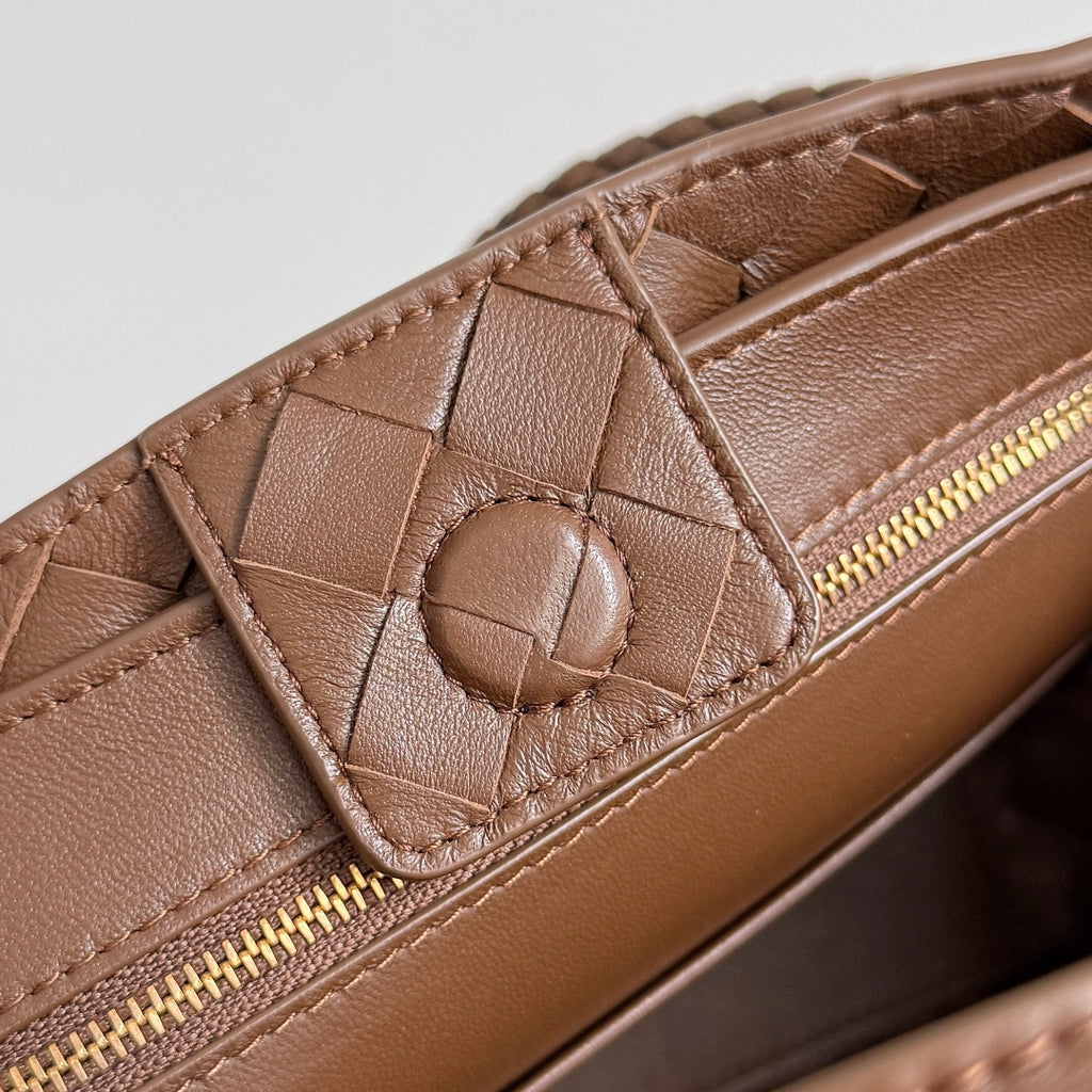 Bottega Veneta 743568 White Designer Handbag Edition 2 - detail image 6