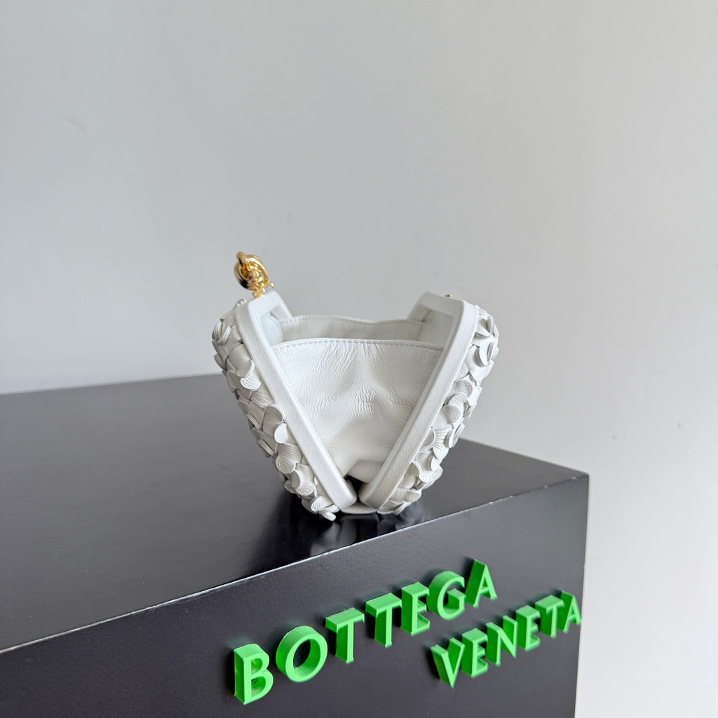 Bottega Veneta 717622 Silver Designer Handbag - detail image 7