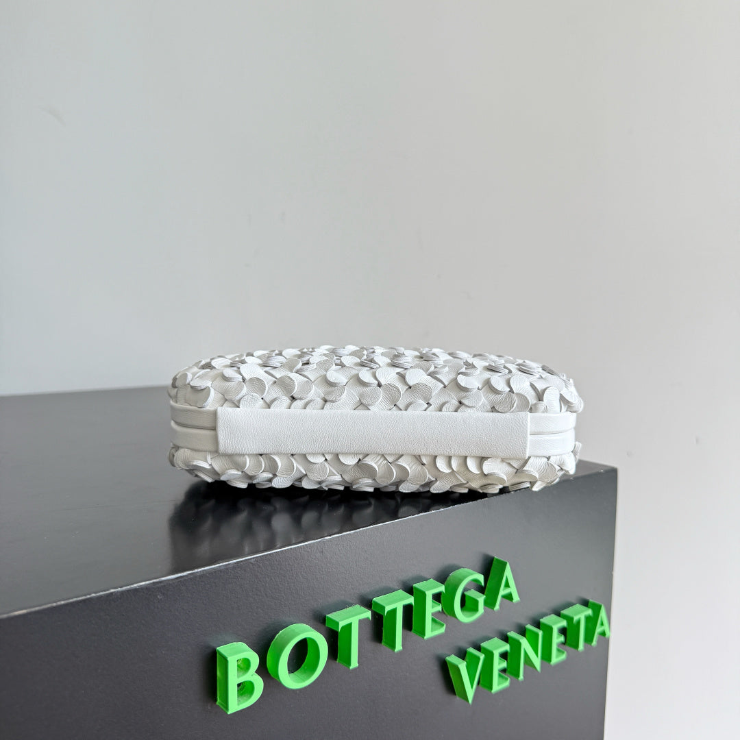 Bottega Veneta 717622 Silver Designer Handbag - detail image 3