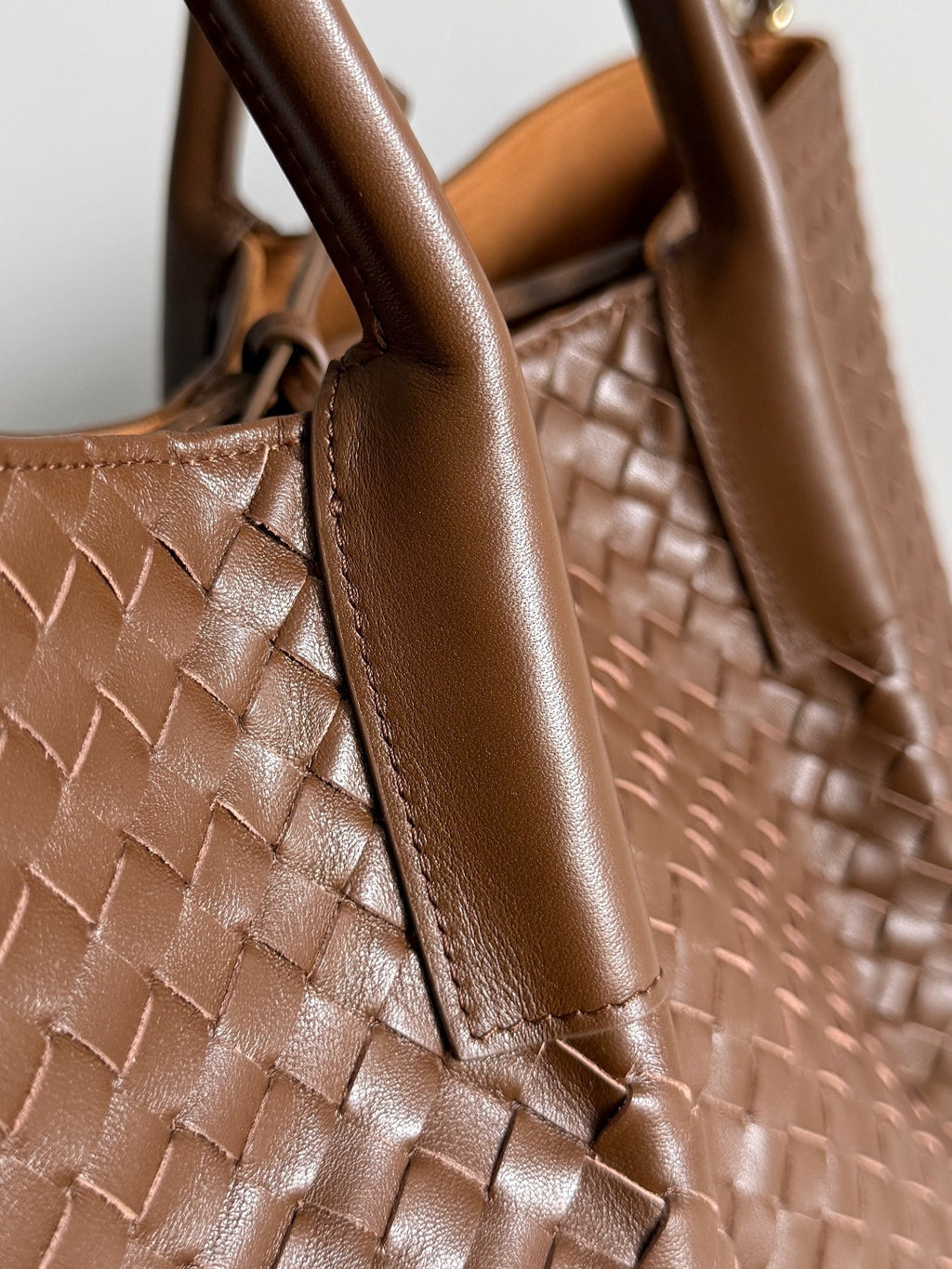 Bottega Veneta 817166 Brown Designer Handbag Edition 2 - detail image 4