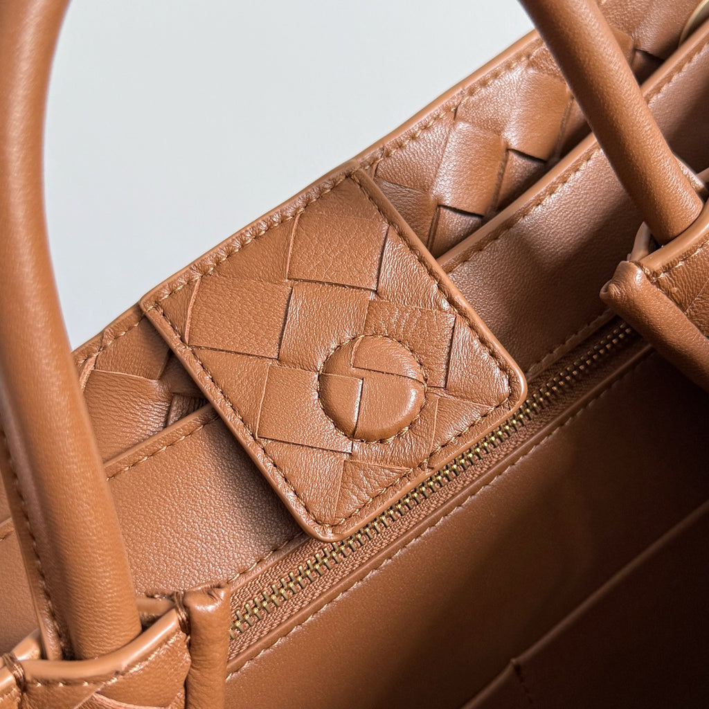 Bottega Veneta 743572 Orange Designer Handbag - detail image 8