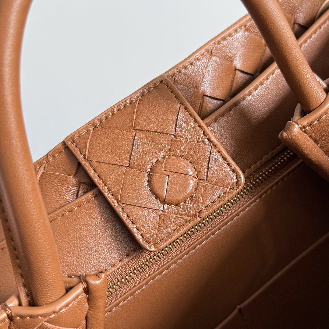 Bottega Veneta 743572 Orange Designer Handbag - detail image 8