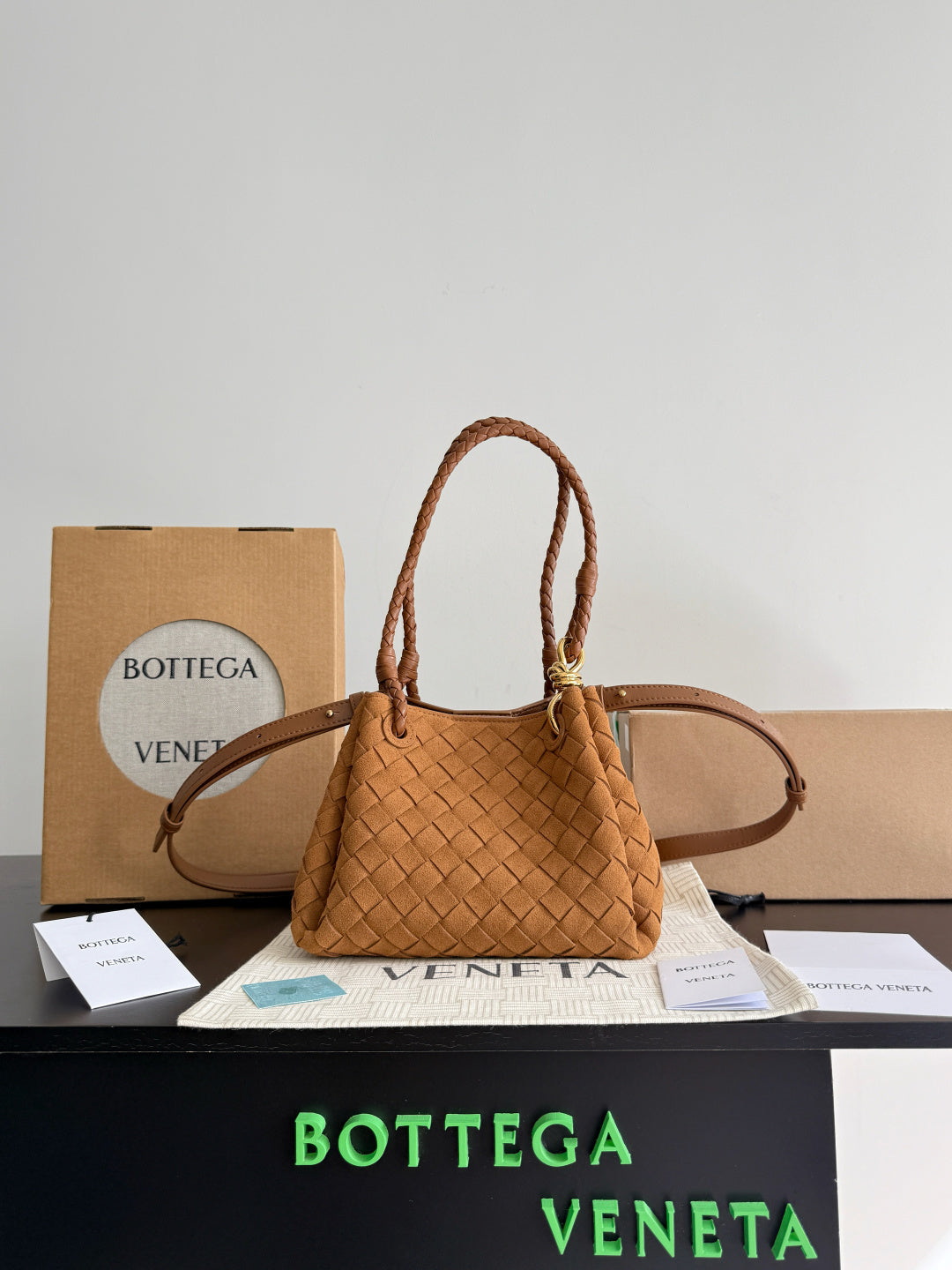 Bottega Veneta Orange Designer Handbag Edition 13