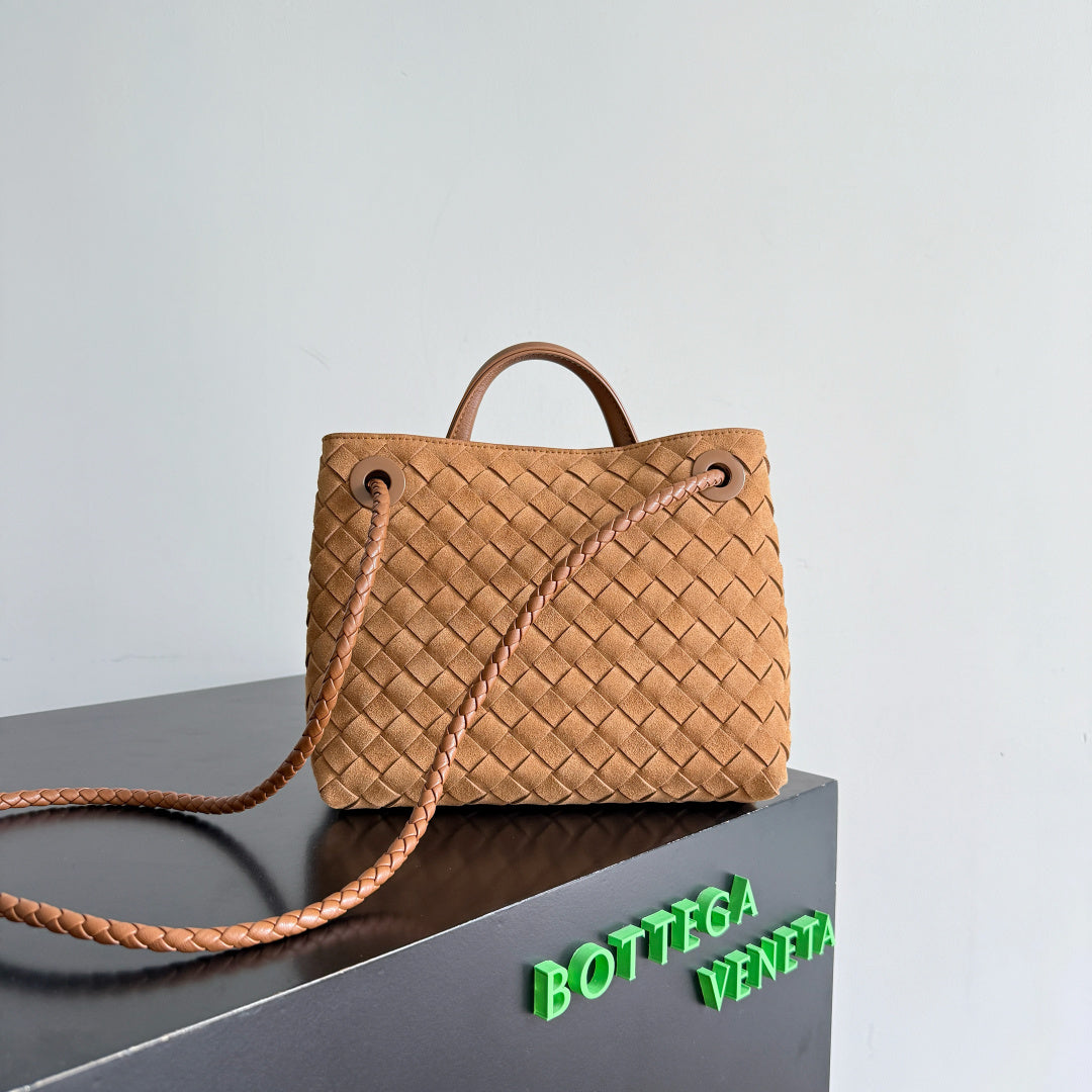 Bottega Veneta 743568 Orange Designer Handbag - detail image 2