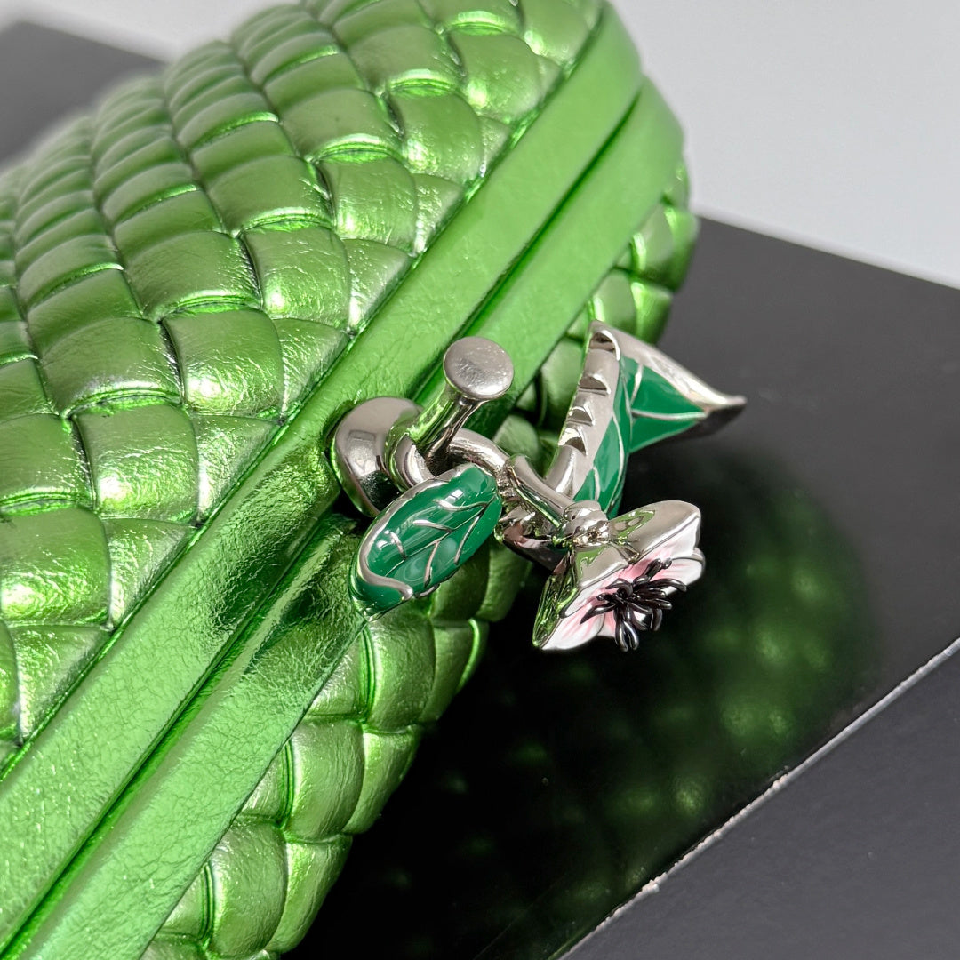 Bottega Veneta 826183 Green Designer Handbag - detail image 4