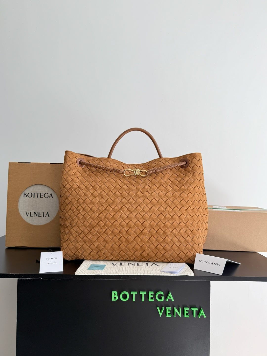 Bottega Veneta Orange Designer Handbag Edition 14