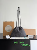 Bottega Veneta Black Designer Handbag Edition 456