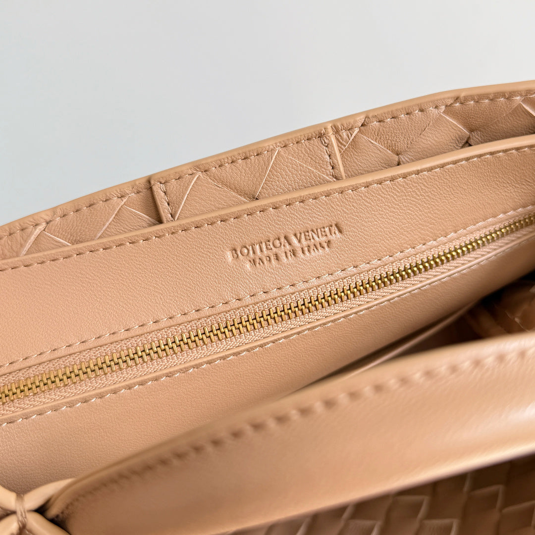Bottega Veneta 743568 White & Brown Designer Handbag - detail image 7