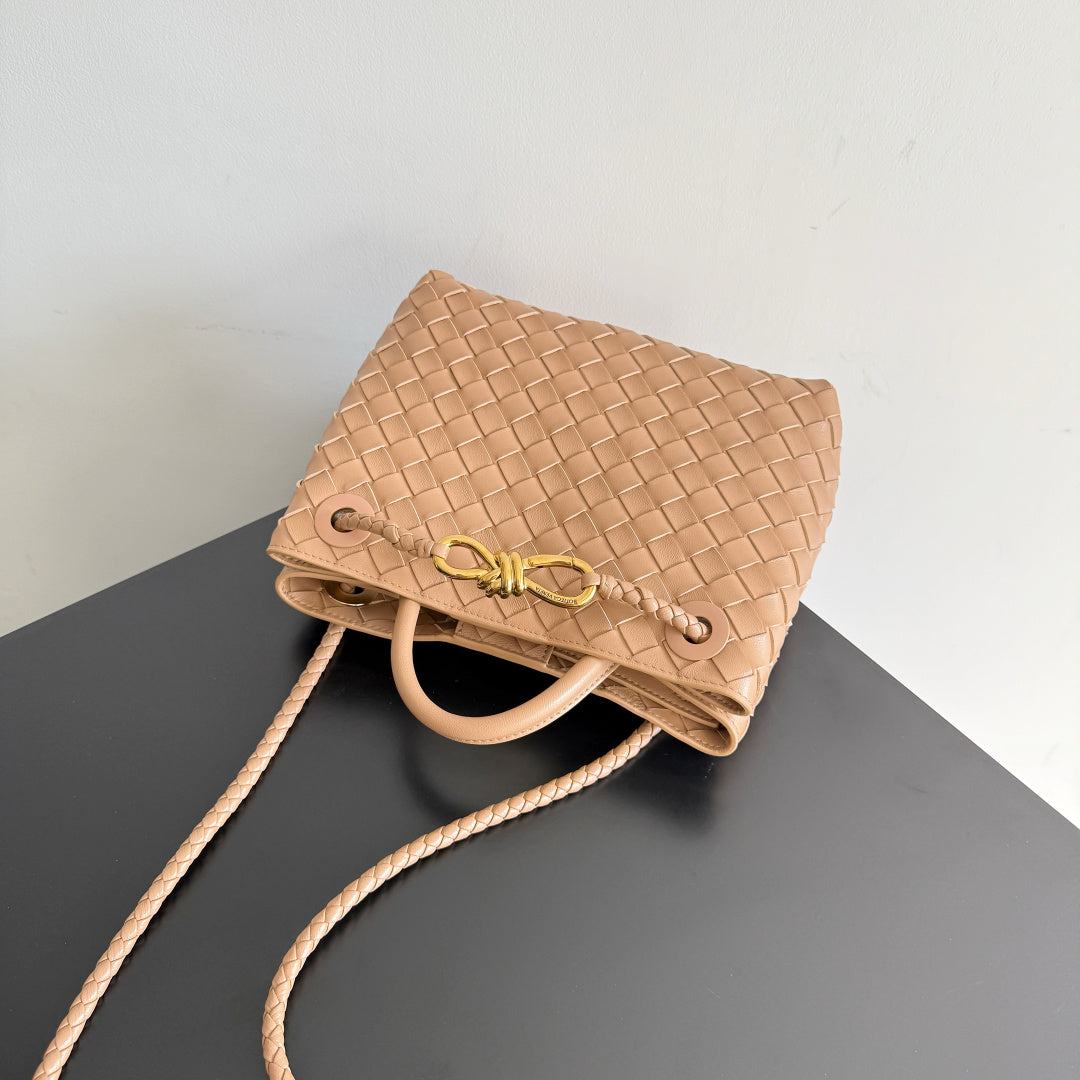 Bottega Veneta 743568 White & Brown Designer Handbag - detail image 6