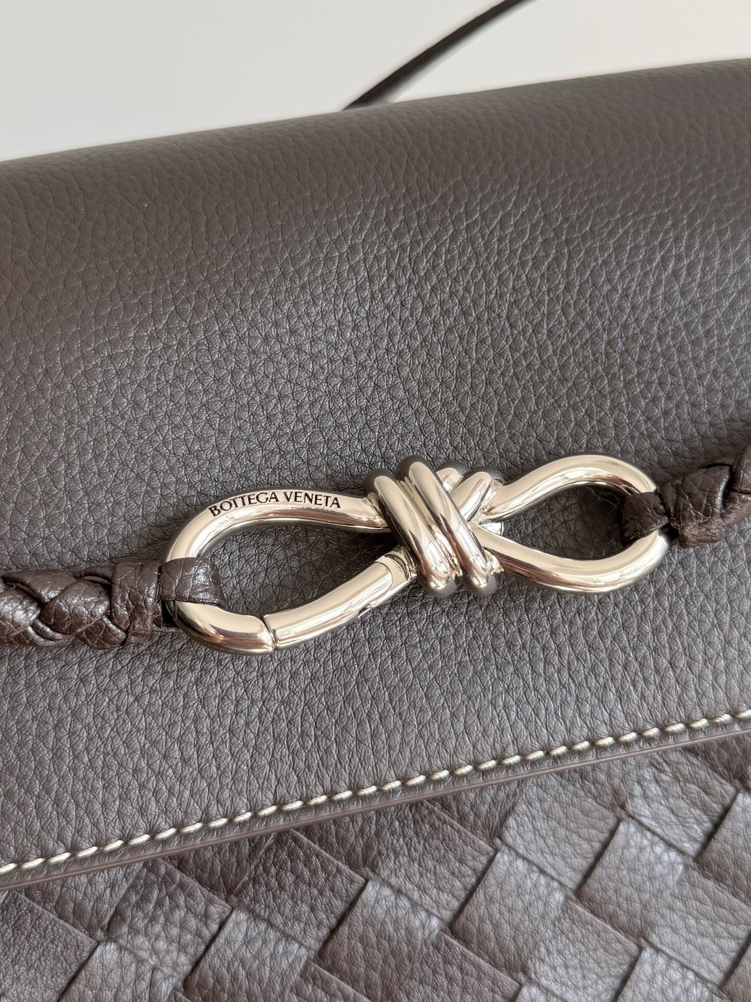 Bottega Veneta 815781 Black Designer Handbag - detail image 5