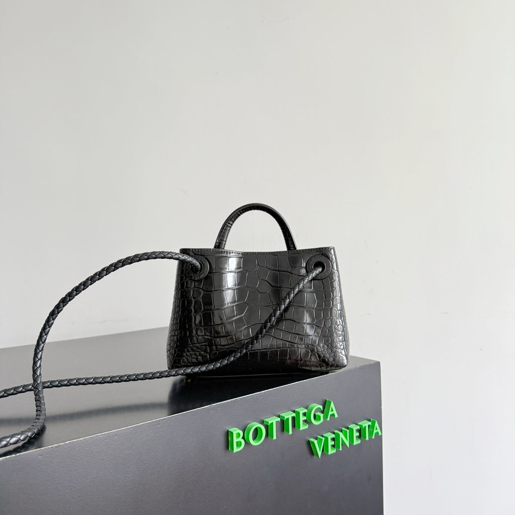 Bottega Veneta 777614 Black Mini Bag Edition 2 - detail image 3