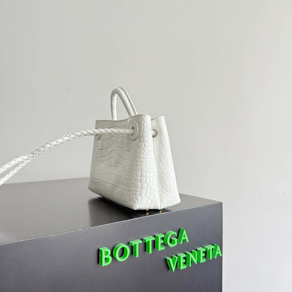 Bottega Veneta 777614 Silver Mini Bag Edition 2 - detail image 2