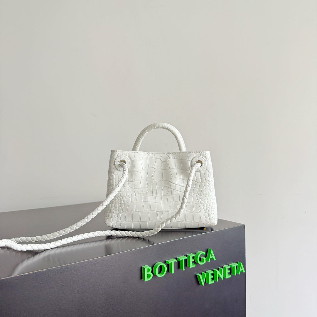 Bottega Veneta 777614 Silver Mini Bag Edition 2 - detail image 3