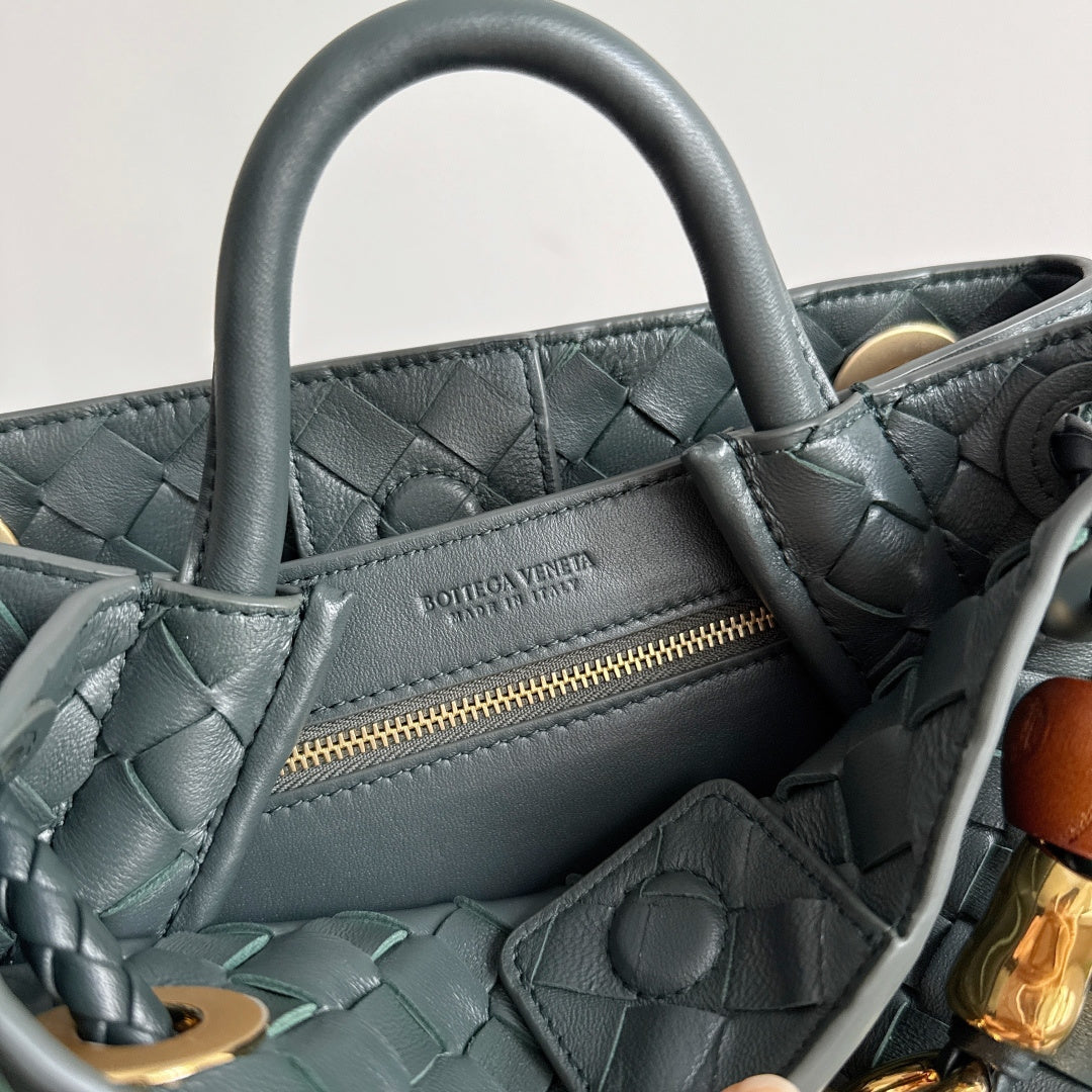 Bottega Veneta 743568 Dark Green & Green Designer Handbag - detail image 6
