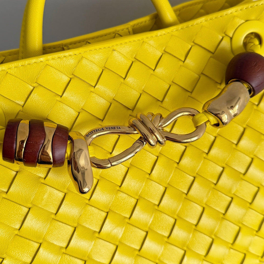 Bottega Veneta 743568 Yellow Designer Handbag Edition 2 - detail image 3