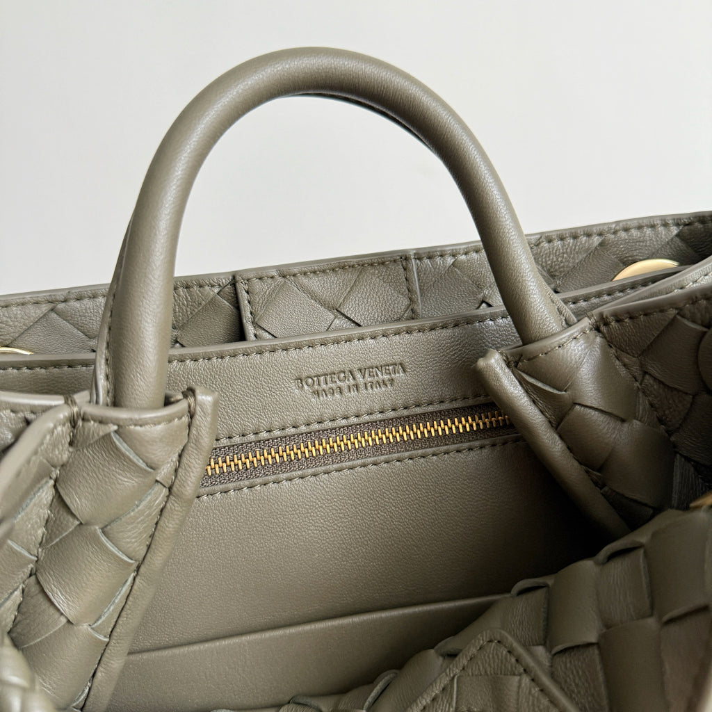 Bottega Veneta 743568 Gray Designer Handbag - detail image 7