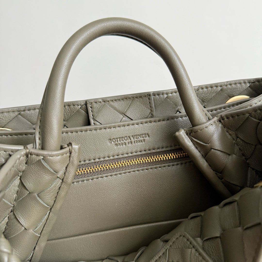 Bottega Veneta 743568 Gray Designer Handbag - detail image 7