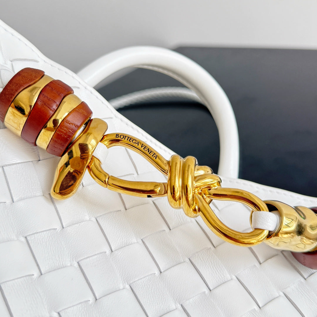 Bottega Veneta 743568 White Designer Handbag Edition 3 - detail image 3
