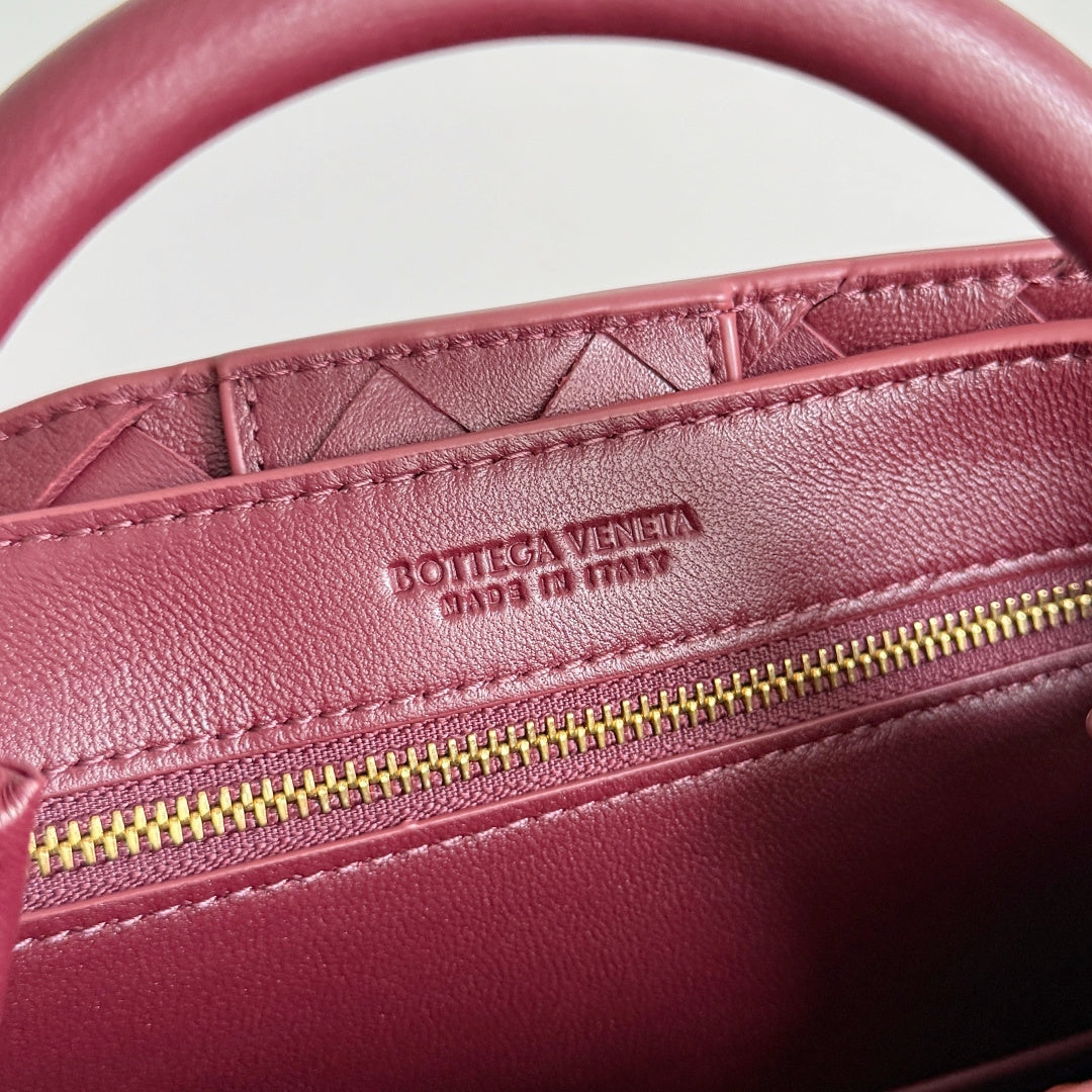 Bottega Veneta 743568 Red Designer Handbag Edition 3 - detail image 5