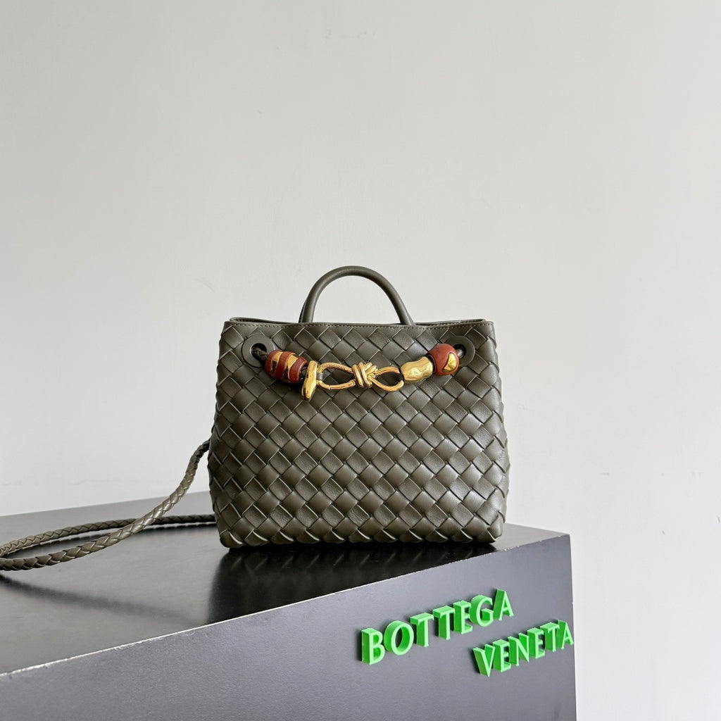 Bottega Veneta 743568 Black Designer Handbag Edition 14
