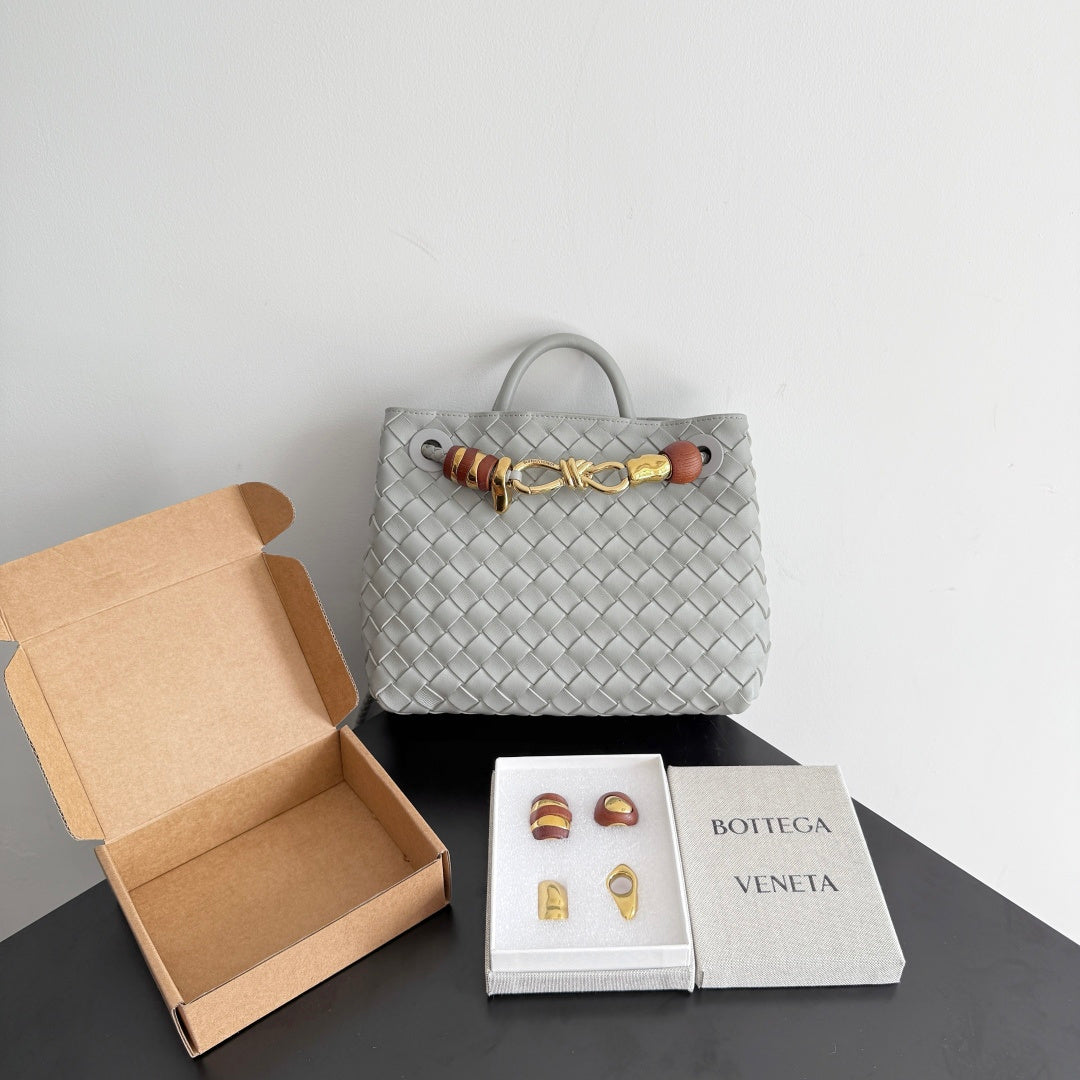 Bottega Veneta Gray Designer Handbag Edition 15