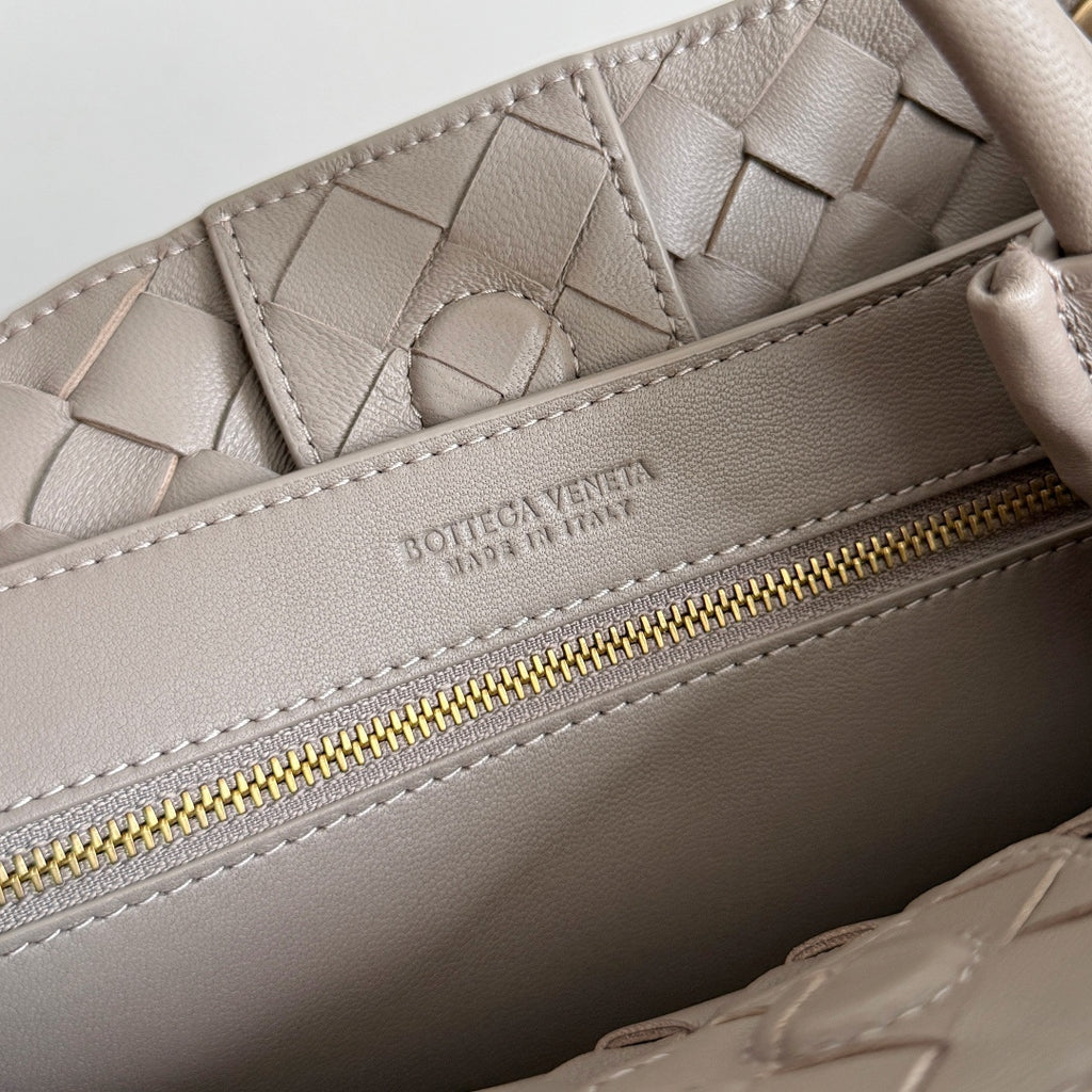 Bottega Veneta 743568 Gray Designer Handbag Edition 2 - detail image 4