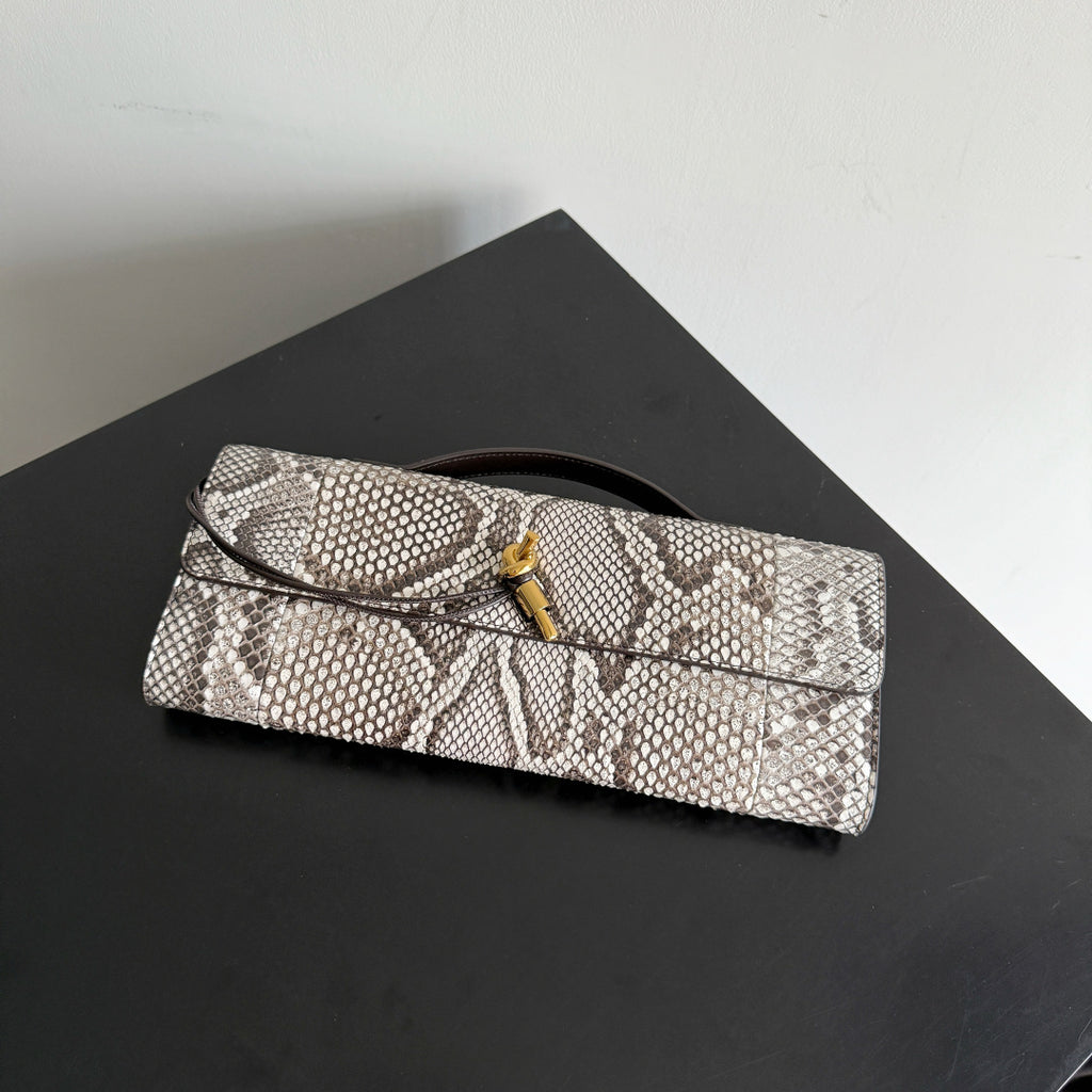 Bottega Veneta 794945 Gray Clutch Bag - detail image 5