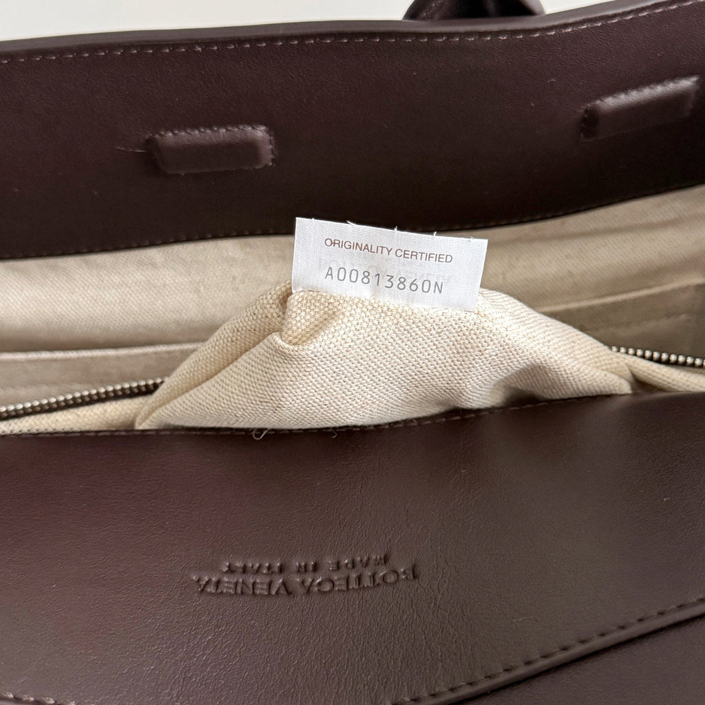 Bottega Veneta 827066 Black Designer Handbag Edition 2 - detail image 8
