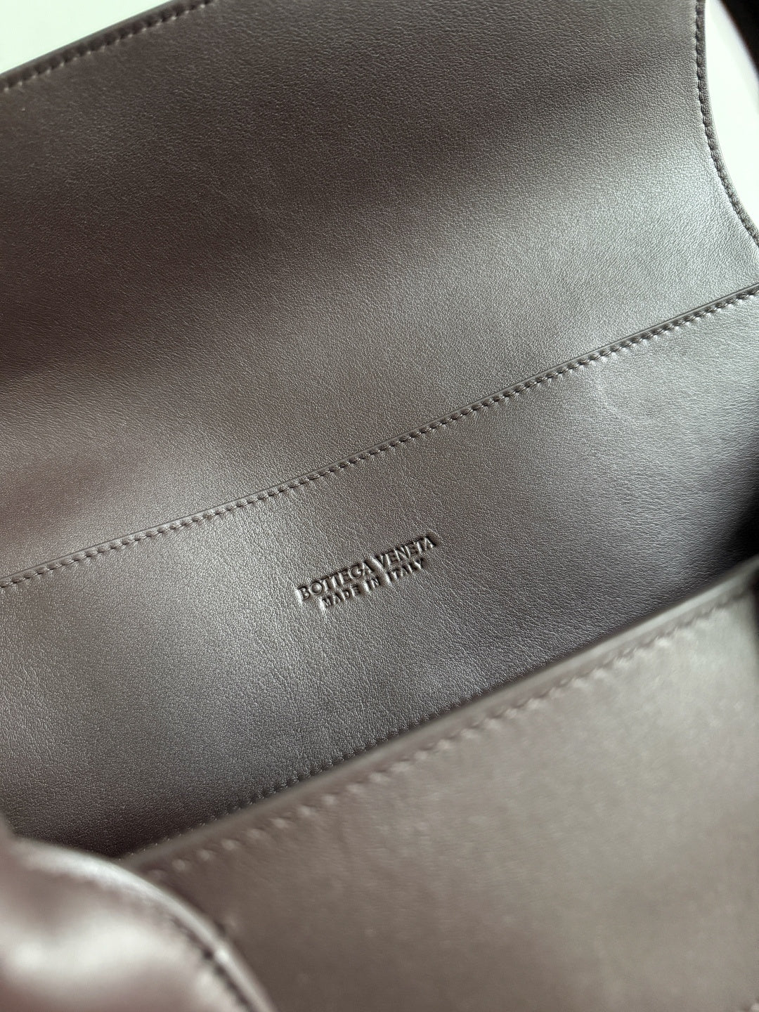Bottega Veneta 827066 Black Designer Handbag Edition 2 - detail image 9