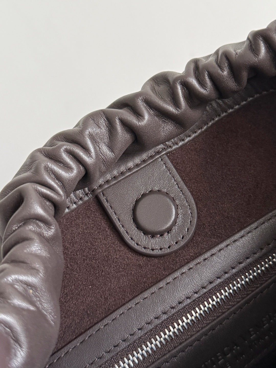 Bottega Veneta 836020 Black Bucket Bag Edition 2 - detail image 8
