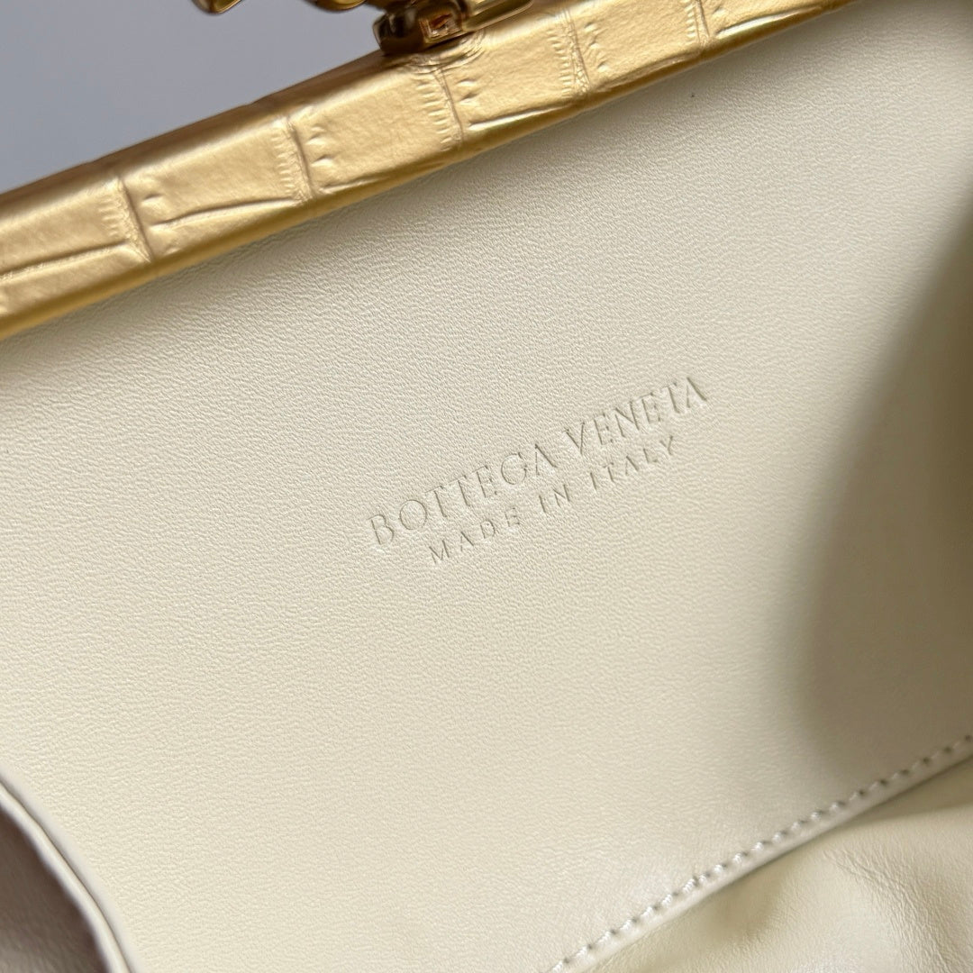 Bottega Veneta 737025 Brown Designer Handbag - detail image 8
