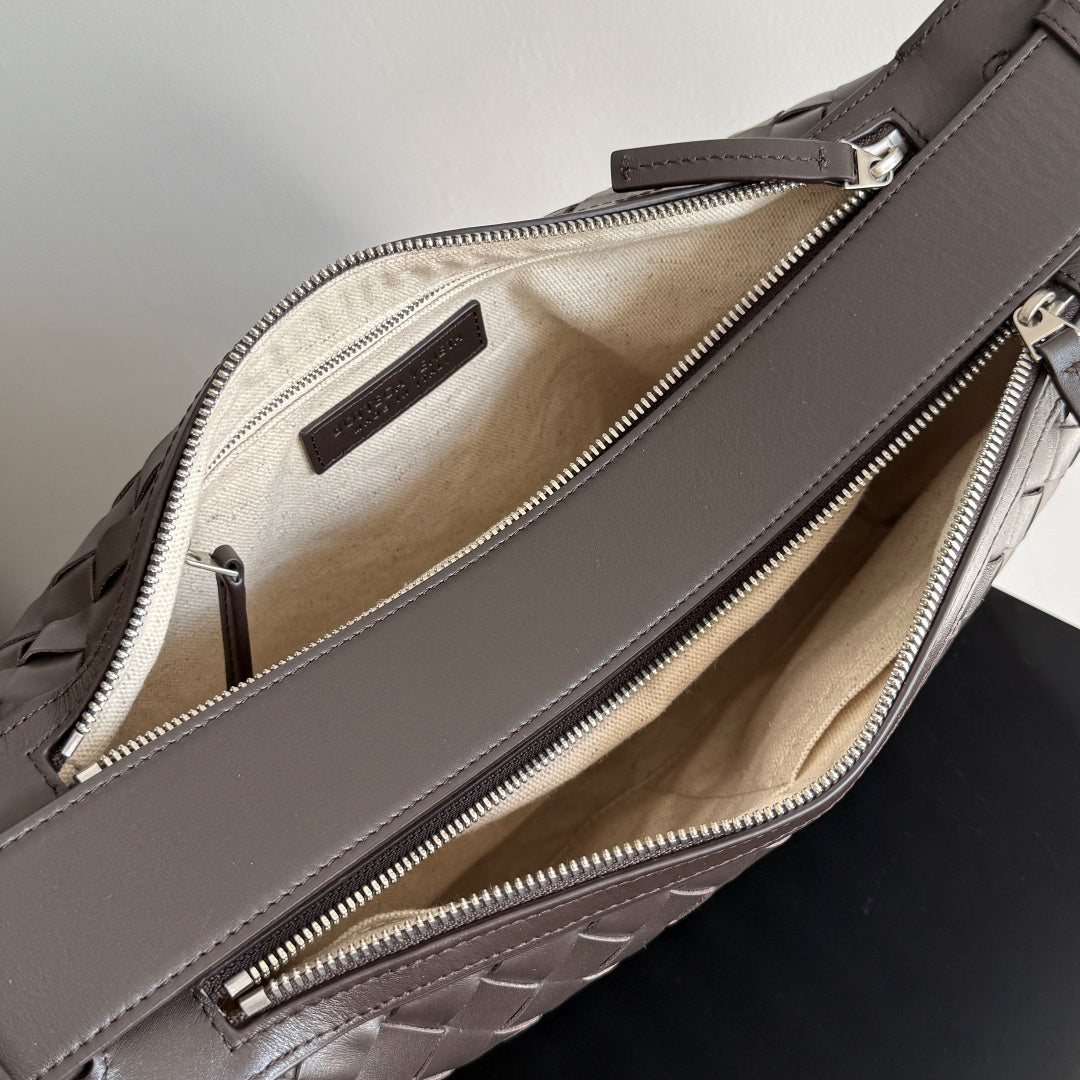 Bottega Veneta 836016 Brown Clutch Bag - detail image 8