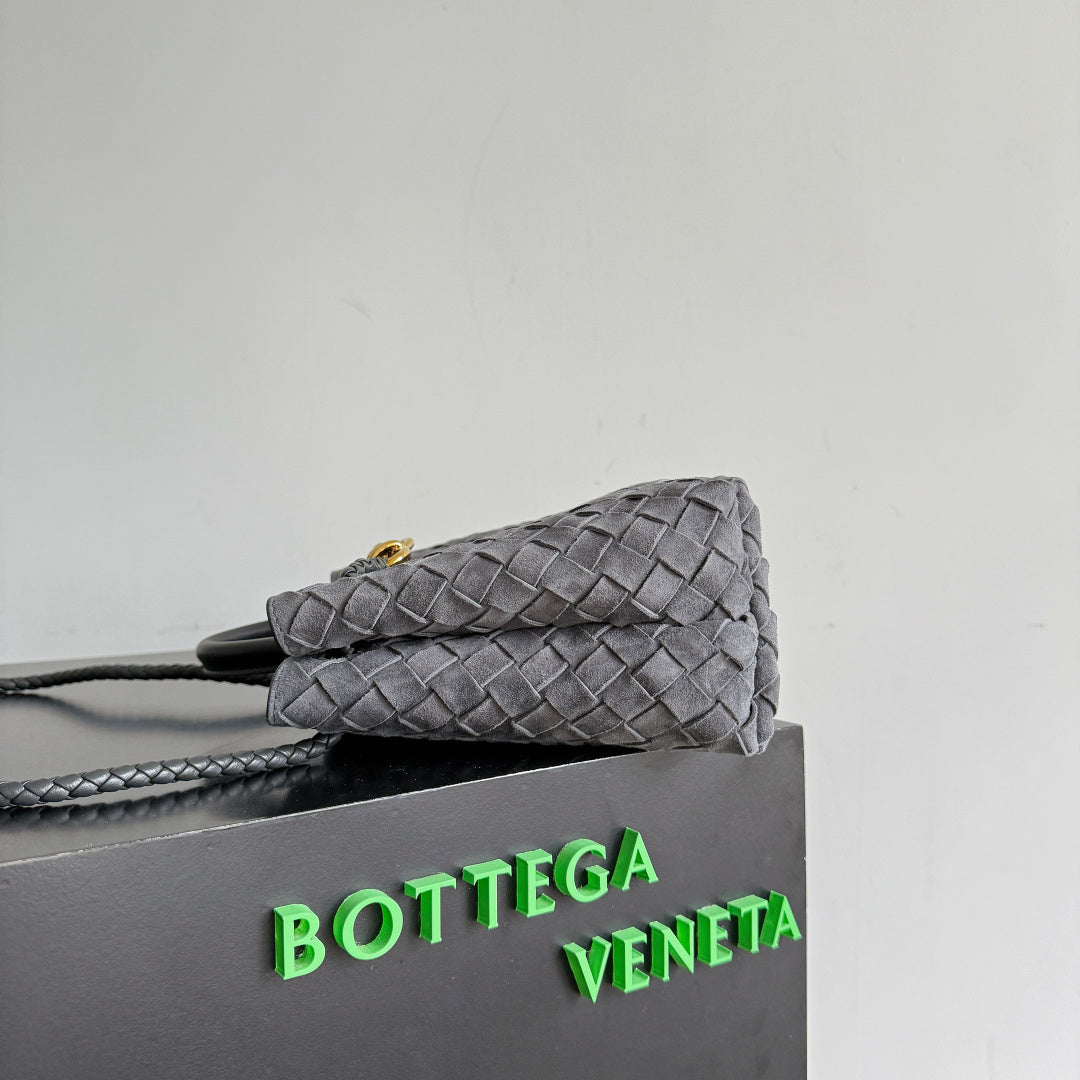 Bottega Veneta 743568 Black Designer Handbag Edition 13 - detail image 3