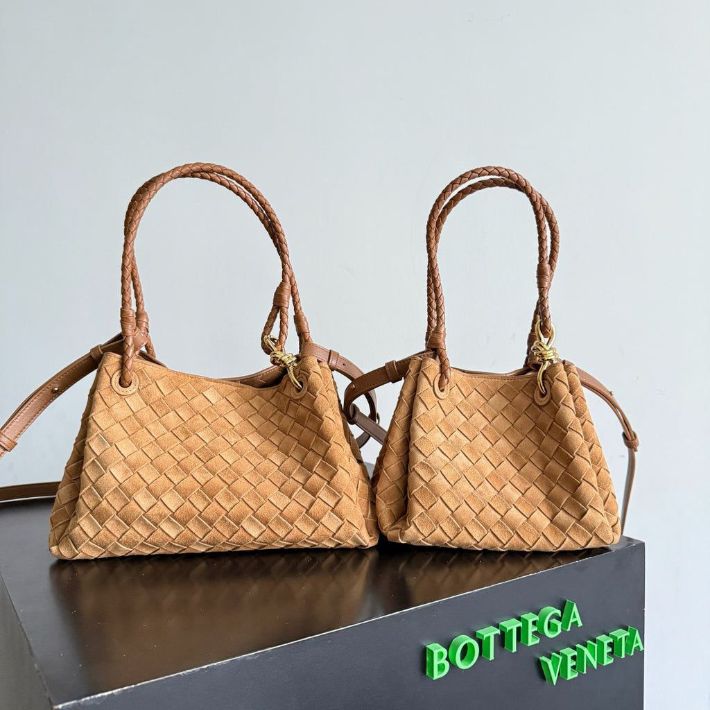 Bottega Veneta Orange Designer Handbag Edition 35
