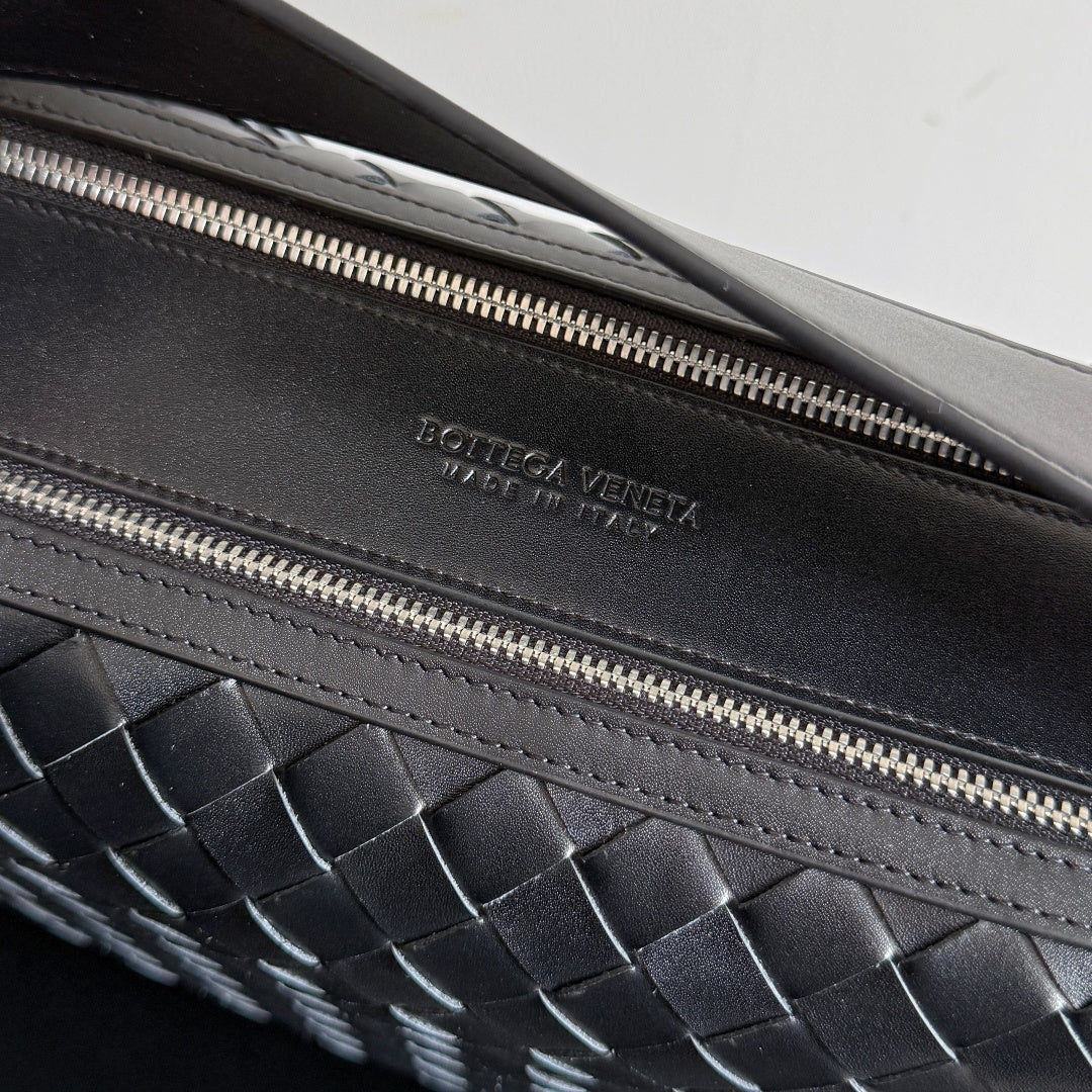 Bottega Veneta 836016 Black Clutch Bag - detail image 6