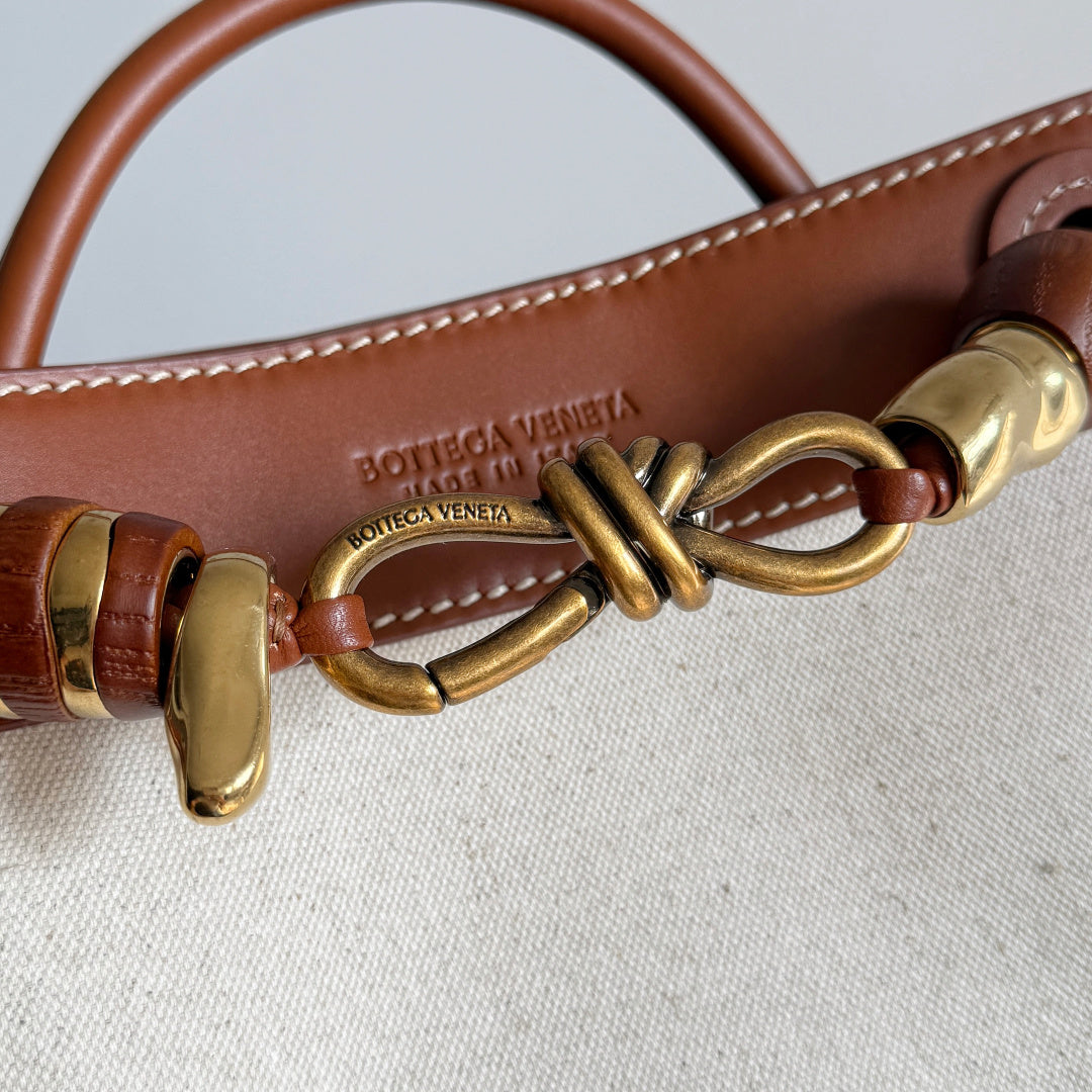 Bottega Veneta 791594 Brown Designer Handbag - detail image 2