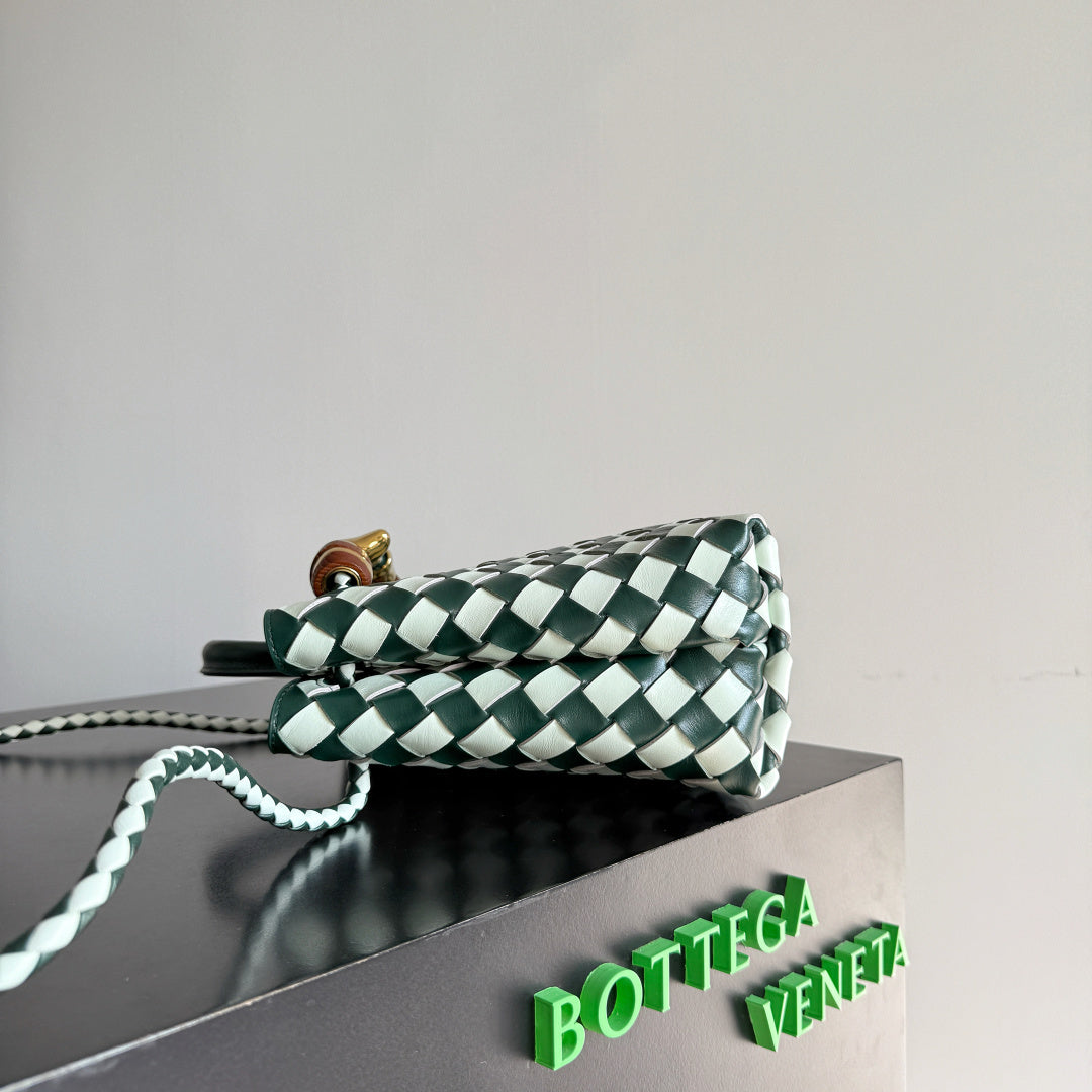 Bottega Veneta 779152 Black Designer Handbag - detail image 4